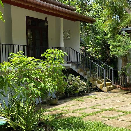 Villa Wedagedara Unawatuna Exteriör bild
