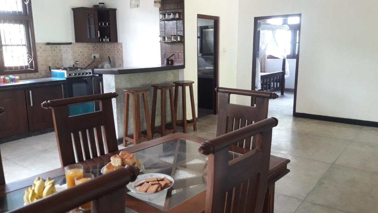 Villa Wedagedara Unawatuna Exteriör bild