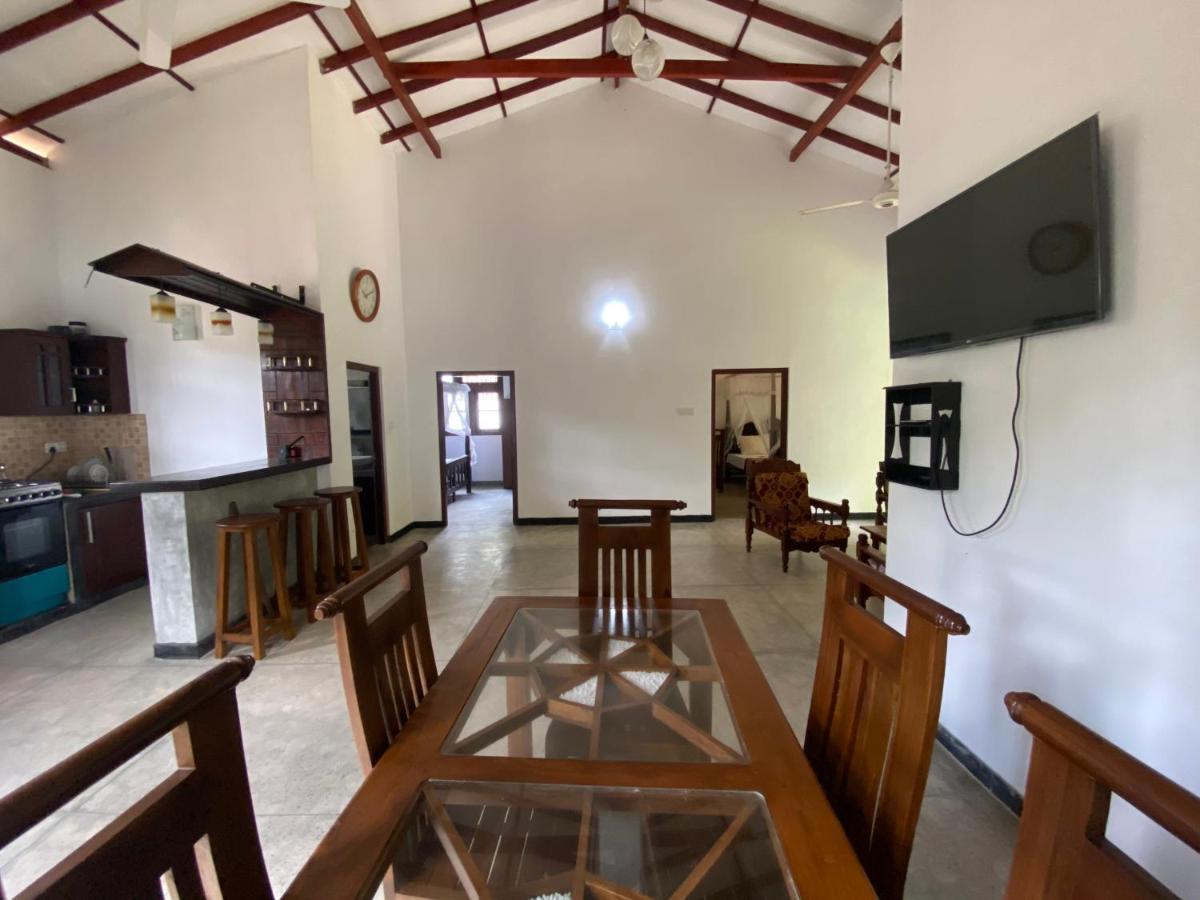 Villa Wedagedara Unawatuna Exteriör bild